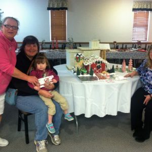 Gingerbread-House-Winner-2015